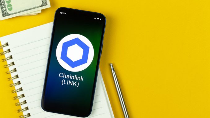 Chainlink (LINK) climbs back above $15 – Does it have enough momentum to go further?