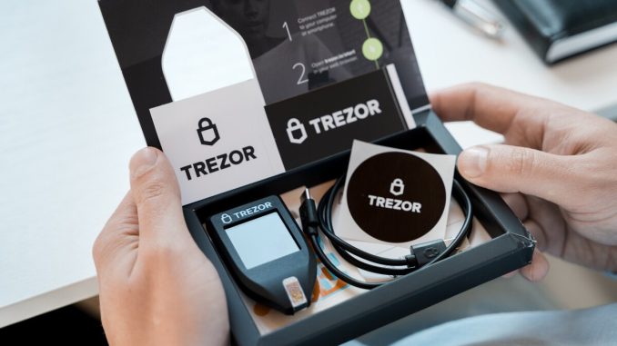 Trezor Sales Skyrocket by 900% Despite Reddit Scam Warnings