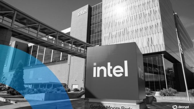 Intel Bets Recovery on Panther Lake AI Chip as Foundry Bleeds Billions